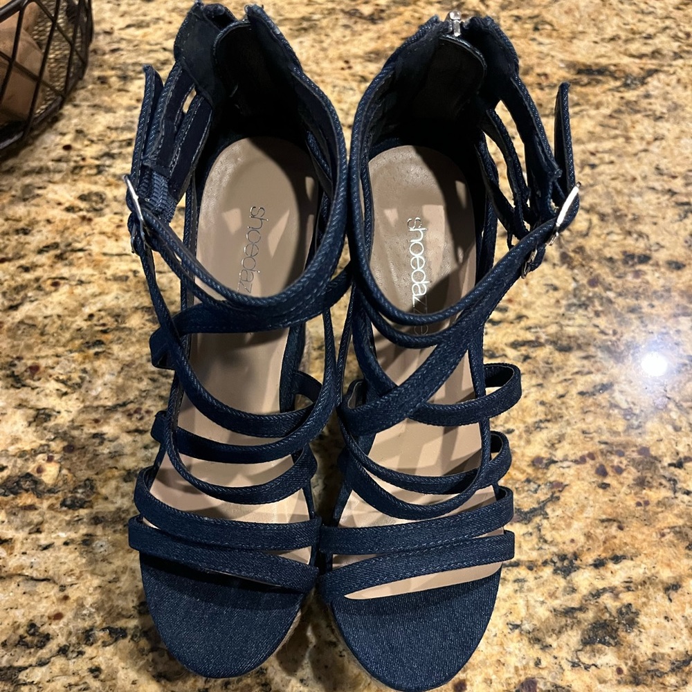 Size 6 denim color wedges from shoedazzle